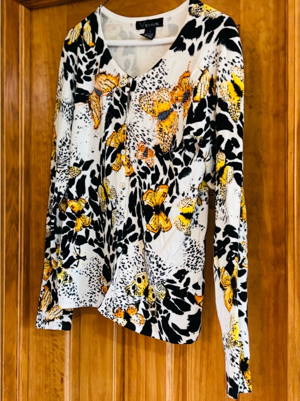 Floral Animal Print Women's cardigan. Butterfly - Picture 4 of 14